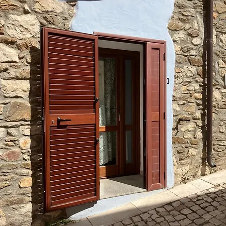 Economy Piano Strada, Sas Tilibbas , Ammentos Affittacamere